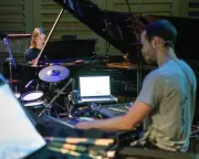 GBSR Duo's 4.5-Hour Feldman Epic: A Marathon of Minimalist Mastery