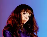 Jenny Hollingworth's Solo Debut: A New-Wave Reinvention of Let's Eat Grandma's Sound