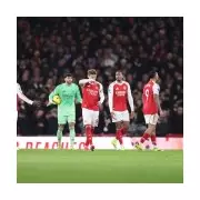 John Terry Celebrates as Arsenal Defeat Preserves Chelsea's Premier League Record