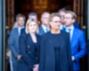 Liberal Leadership Crisis: Secret Meeting Overshadows Colleague's Memorial