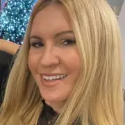 London mum bans smartphones until 16, urges other parents to follow