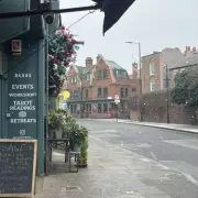 London Snowfall: Capital Hit by Flurries as Met Office Issues 10-Hour Ice Warning