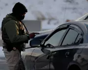 Maine Families Race Against Time as ICE Transfers Detainees Out of State