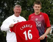 Manchester United's Nostalgia Trap: Carrick Appointment Echoes Seinfeld's 'Opposite' Lesson