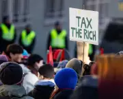 Oxfam Exposes 'Brazen' Wealth-Power Nexus as Billionaire Fortunes Hit $18.3tn