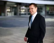 Robert Jenrick's Defection to Reform UK: A Journey of Political Opportunism