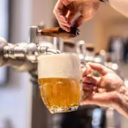 Trafalgar Square Pub Keeps Licence with New Smoking and Noise Rules