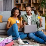 Travel Expert Warns: Avoid Booking Flights on This Day for Lower Prices