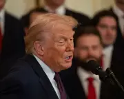 Trump's Iran Standoff: From Brink of War to Diplomatic Retreat