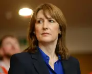 UK Economy Grew 0.3% in November, Exceeding Forecasts