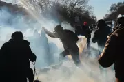 US Deploys 2,800 Federal Agents in Minneapolis Amid ICE Protests and Teargas