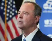 US Senator Condemns VA Data Collection on Non-Citizen Workers as 'Fear Tactics'