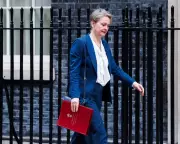 Why Yvette Cooper avoided criticising Trump's Venezuela raid: The Ukraine factor