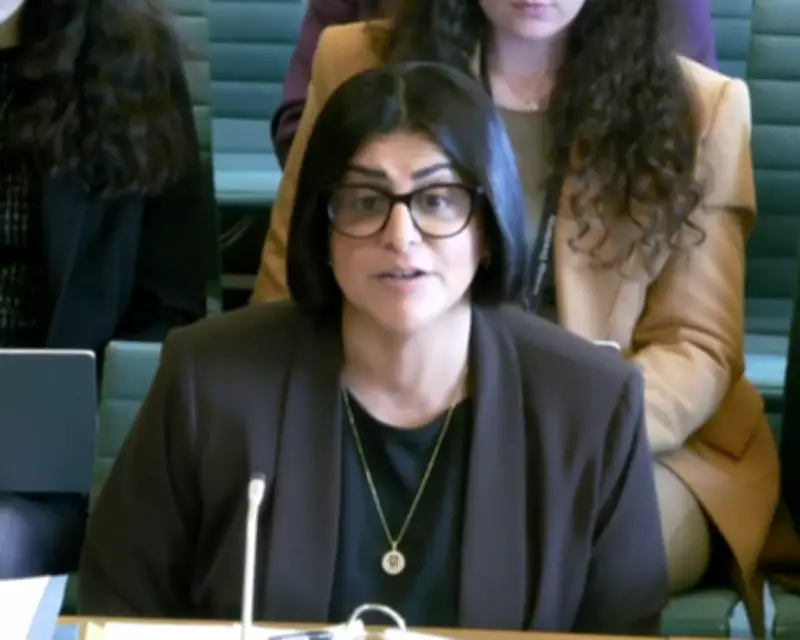 300,000 Children Face Decade-Long Wait for UK Settlement Under New Home Office Plans