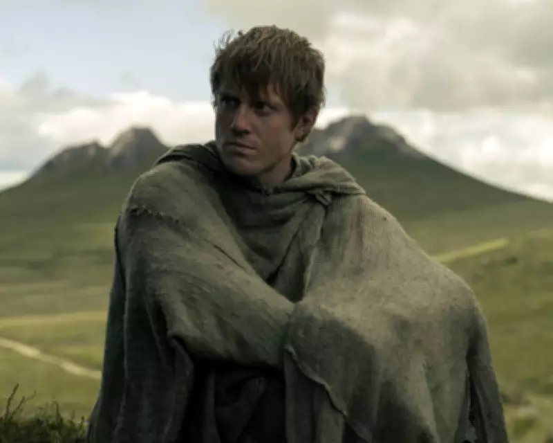 A Knight of the Seven Kingdoms Revives Game of Thrones Universe with Simplicity