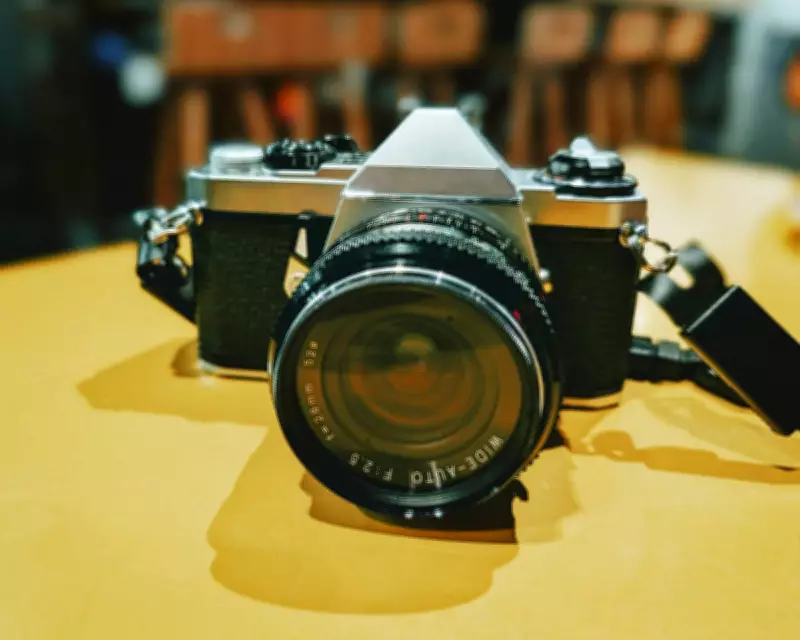 Analog Revival: Millennials Embrace Physical Media in Digital Age