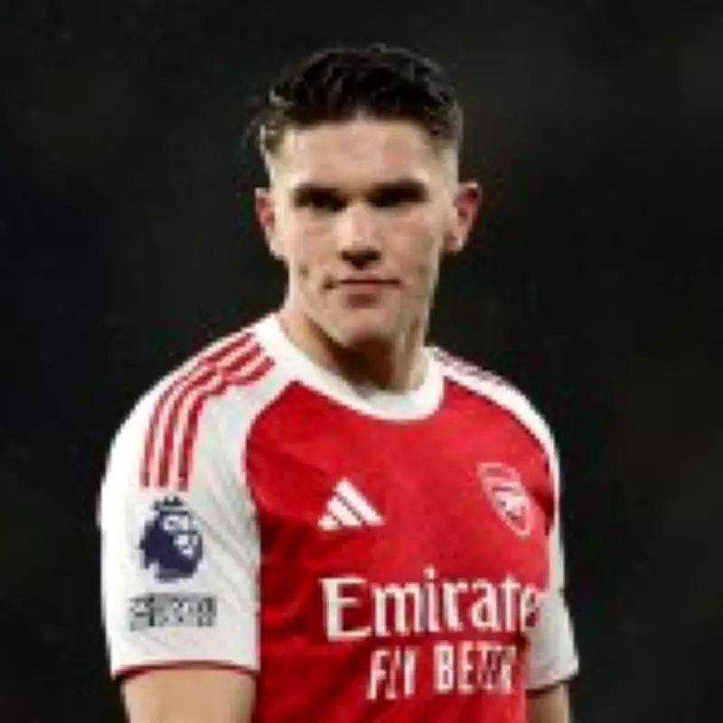 Arsenal's Gyokeres Signing Questioned as Lescott Names Better Striker Options