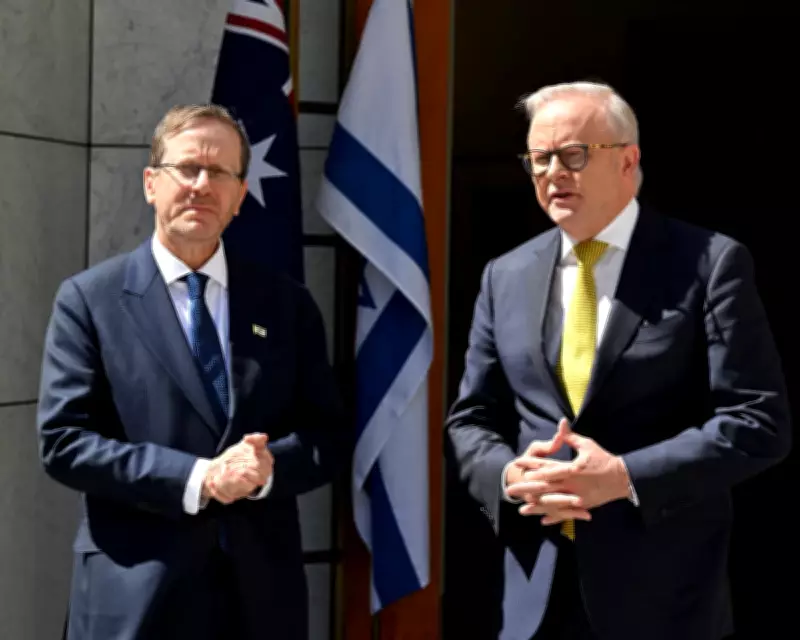 Australian PM Confronts Israeli President Over Bulldozed War Graves in Gaza