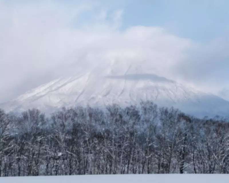 Australian Skier Dies in Niseko, Japan, Highlighting Winter Sports Risks
