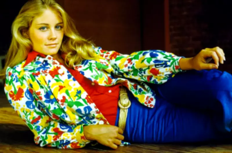 Australia's Major Sewing Pattern Supplier Closes, Sparking Mixed Reactions