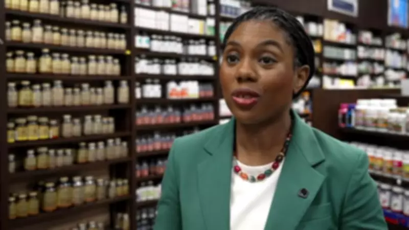 Badenoch Slams Starmer's China Trip as 'Weakness' Over Jimmy Lai