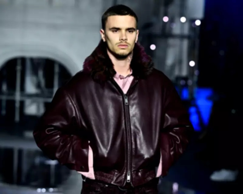 Burberry's Urban Revival: Trenchcoats and Rain Define London Fashion Week