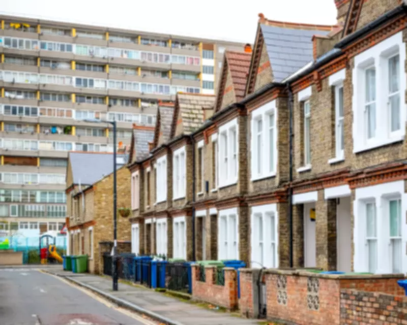 Class Barriers Persist in Britain as Definitions Remain Crude