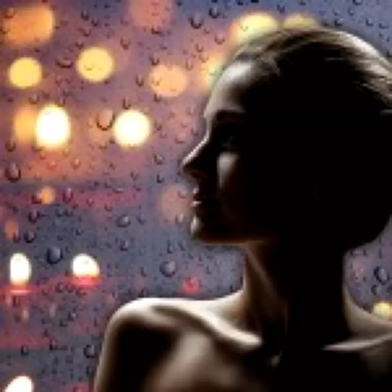 Dark Showers: Wellness Trend Promises Better Sleep Despite Hazards