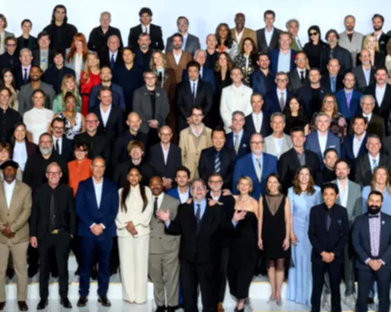 Del Toro and Anderson Recreate Iconic Shining Photo at Oscars Luncheon
