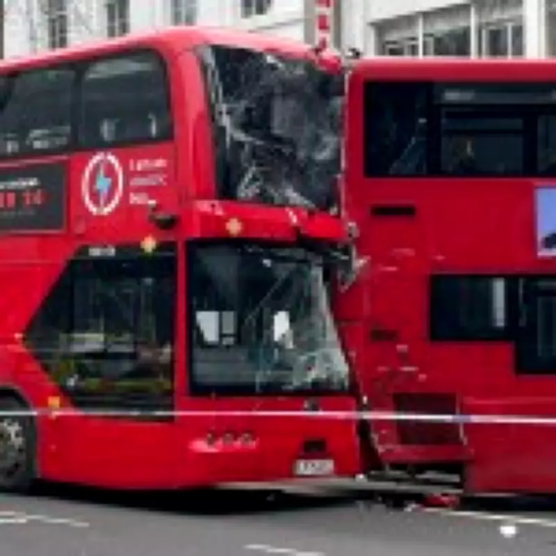 Double Decker Bus Crashes Into Southwark Theatre, Six Hospitalized