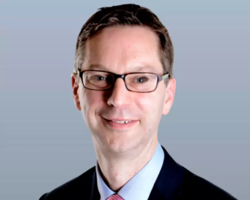 DWP Permanent Secretary Peter Schofield to Resign Amid Carers' Allowance Scandal