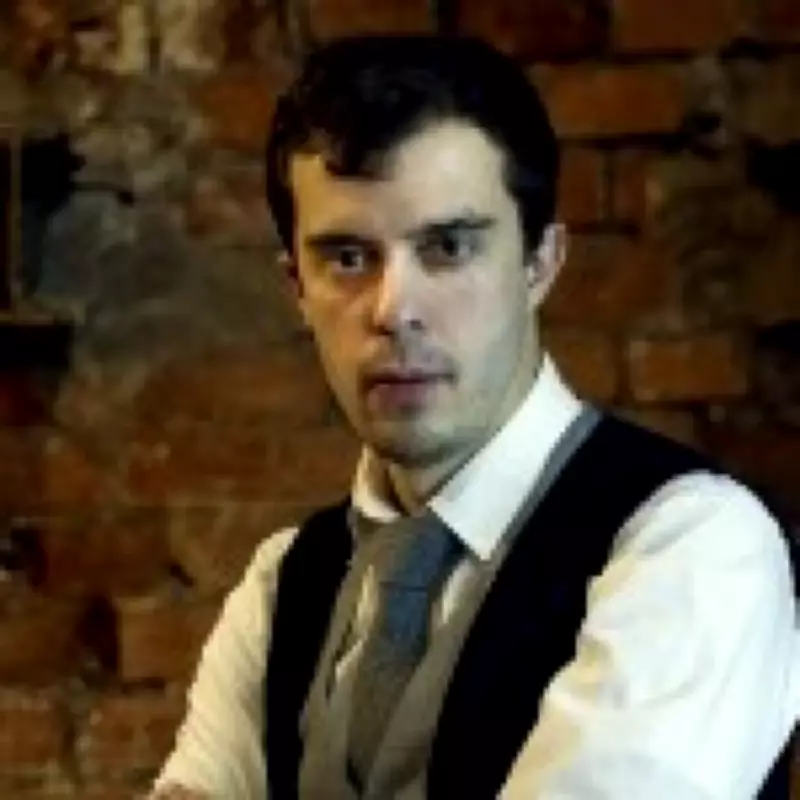 Exiled Russian Journalist's Life on Putin's Kill List: Daily Poison Fears