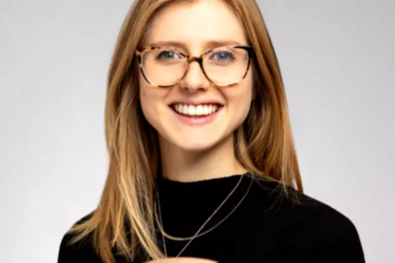 Expert Pension Advice: When to Derisk Your Portfolio in Your 40s