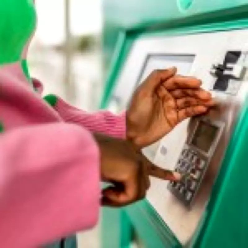 Financial Experts Warn: Keeping Excess Cash in Current Accounts Erodes Wealth