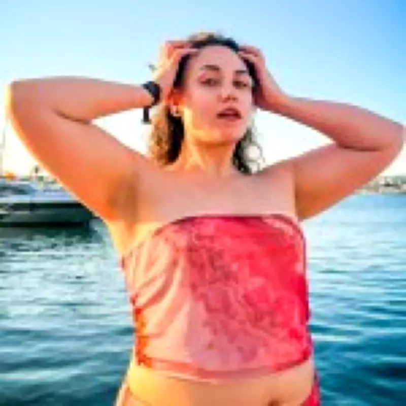 From Body Shame to Self-Love: How Life Drawing Transformed My Relationship with My Figure