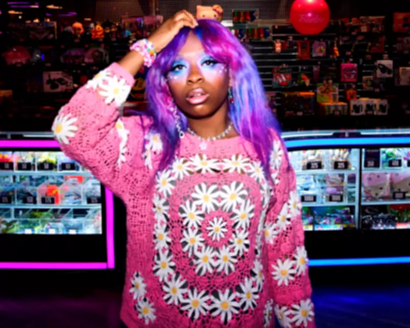 Hemlocke Springs' Debut Album: A DIY Triumph in Risk-Averse Pop Era