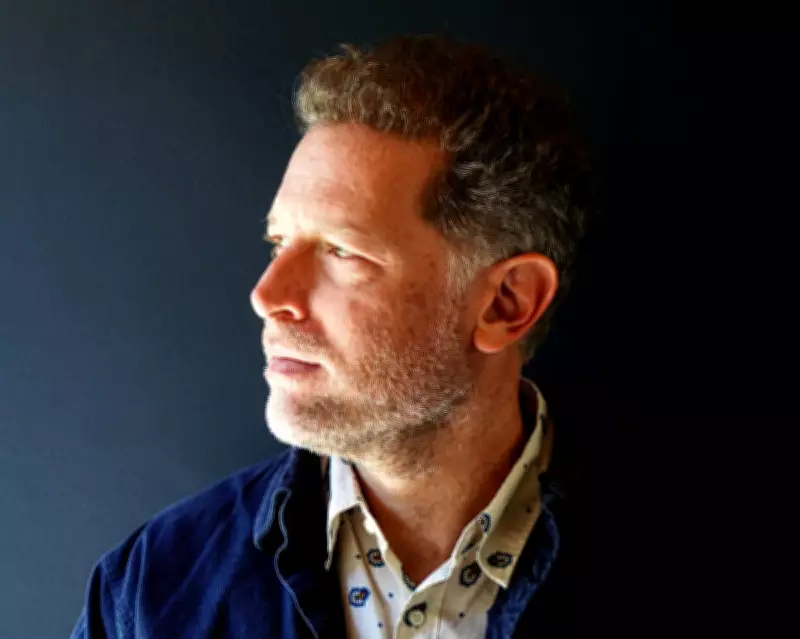 Homeschooled Memoir Reveals Mother's Unraveling Through Child's Eyes