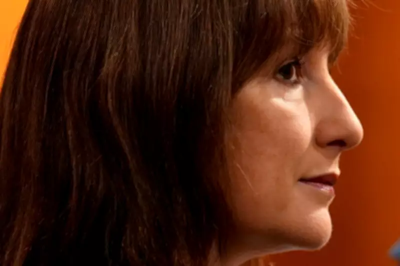 Inflation Drops to Year-Low, Boosting Rate Cut Hopes for UK Economy