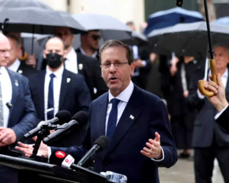 Israeli President Herzog Visits Bondi Beach, Issues Antisemitism Warning