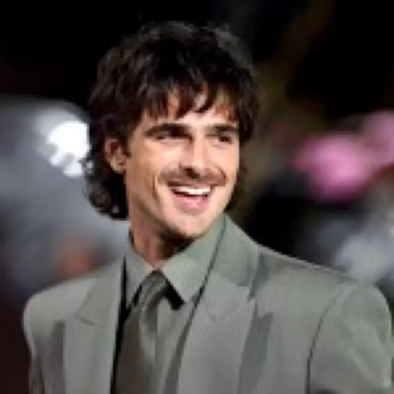 Jacob Elordi's Bath-Time Yorkshire Accent Prep for Wuthering Heights Role