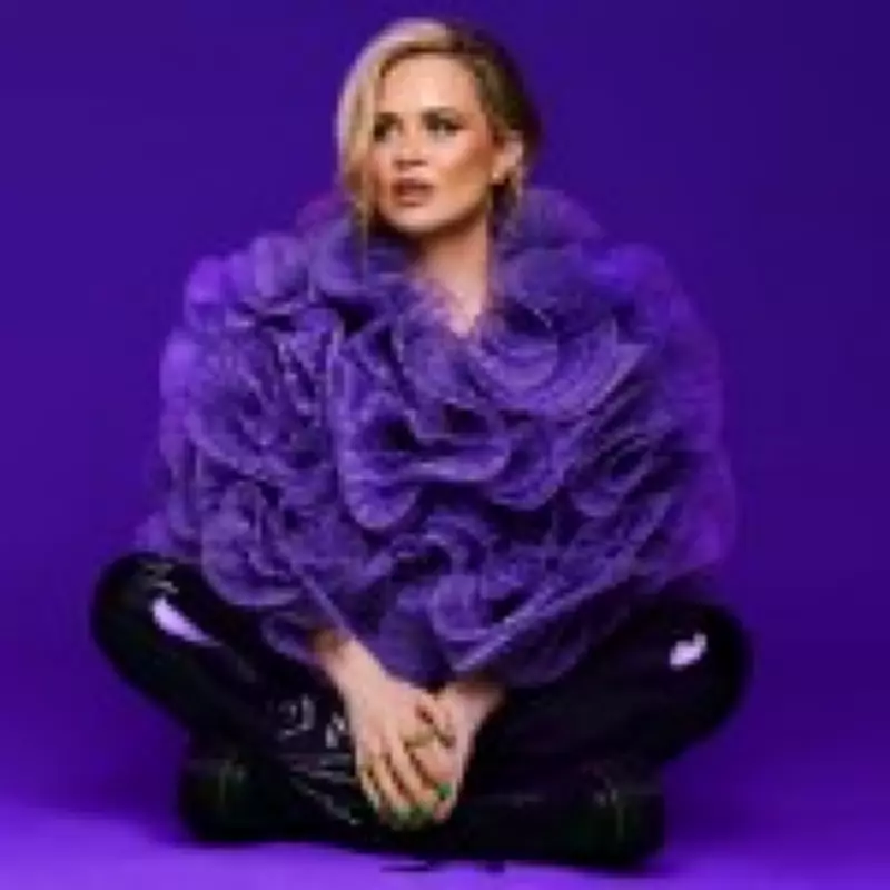 Joanne McNally on Comedy, Child-Free Living and Her Pinotphile Tour Success