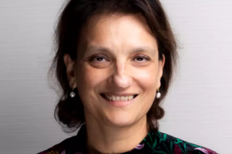 JPMorgan's Ina De Retires After Nearly Four Decades at the Bank