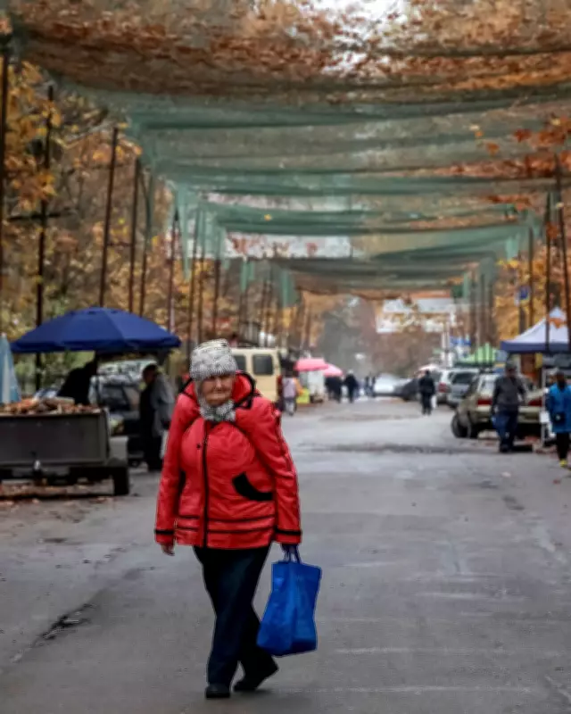 Kherson's Underground Life: Anti-Drone Nets and Basement Havens in Ukraine's Frontline City