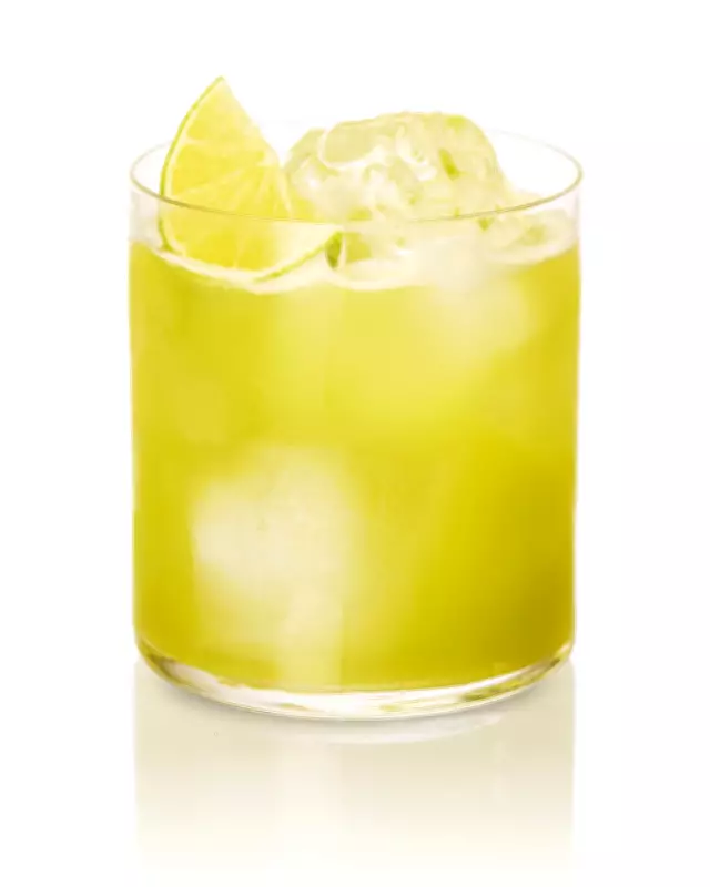 Kiwi Caipirinha: Mare Restaurant's Cocktail of the Week Recipe