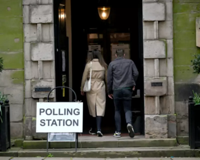 Labour's Donation Dilemma: Public Trust in Politics Hangs in the Balance