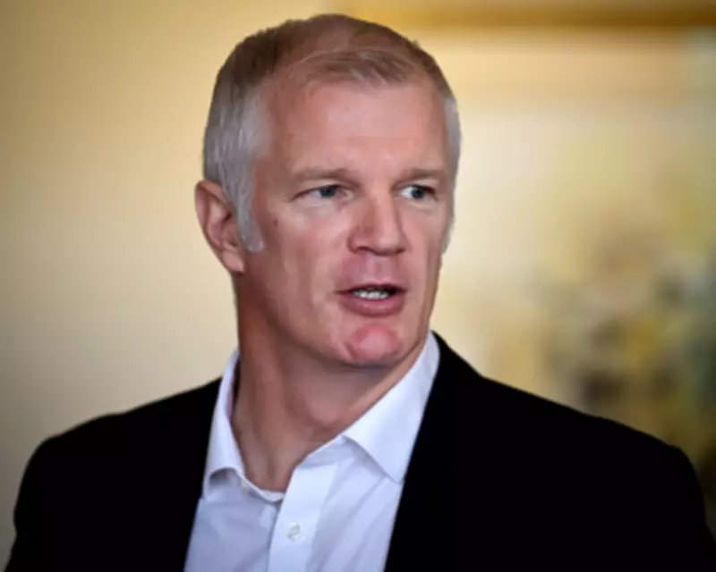 Labour's Ex-Marine Alistair Carns Emerges as Potential Leadership Contender