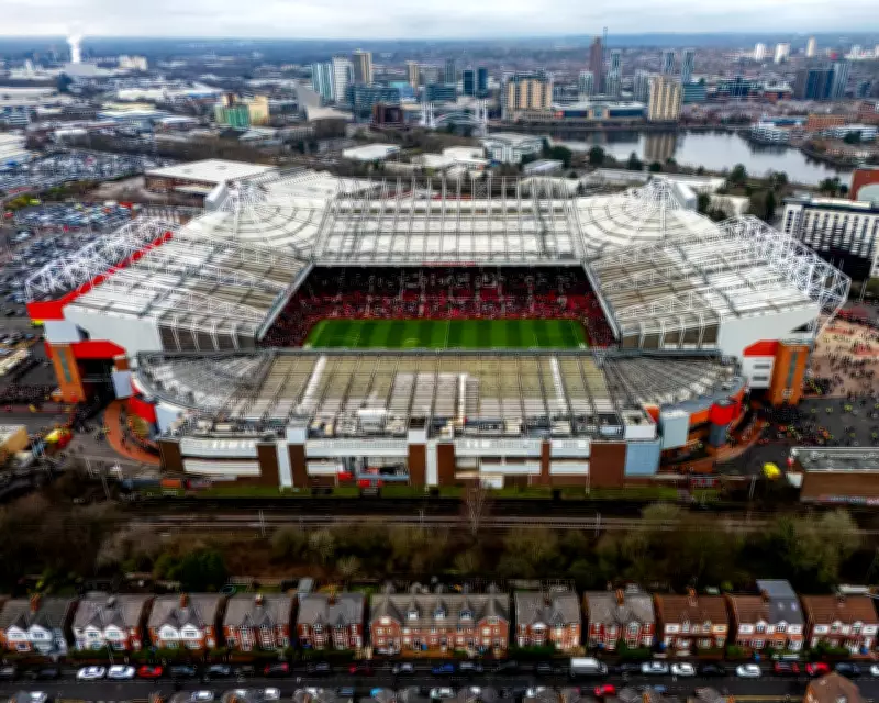 Leeds United's Night Game Streak Continues with Victory Over Nottingham Forest
