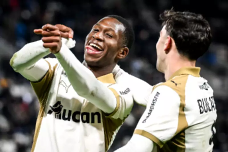 Lens Emerge as Ligue 1 Title Contenders Amid PSG Turmoil