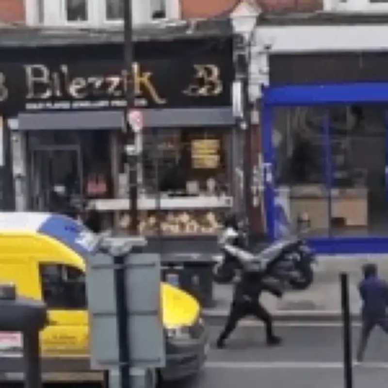 London Hero Wields Broom to Foil Machete-Wielding Gold Shop Robbers