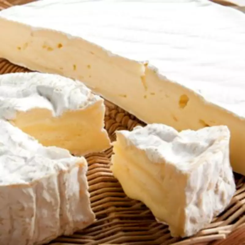 London Pub Serves £2.75 Tesco Camembert for £18.50, Sparking Outrage